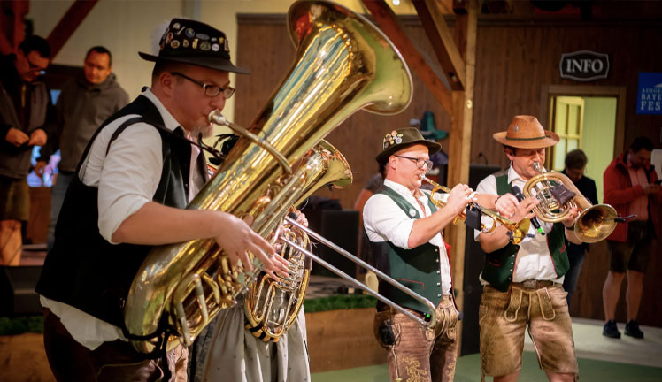Available table reservations at the Boandlkramerei tent at Oktoberfest in  Munich