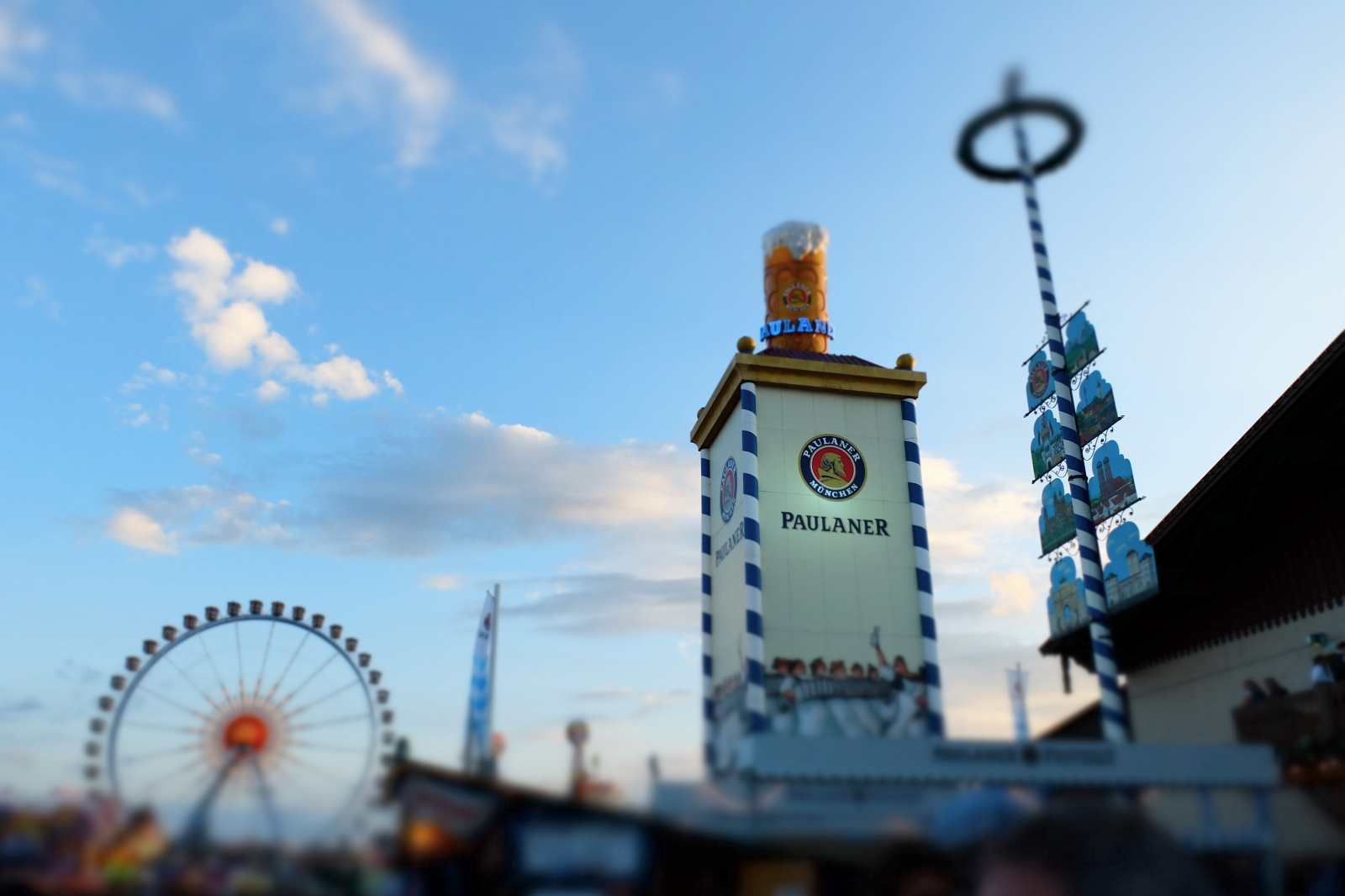 Paulaner-Turm und Riesenrad